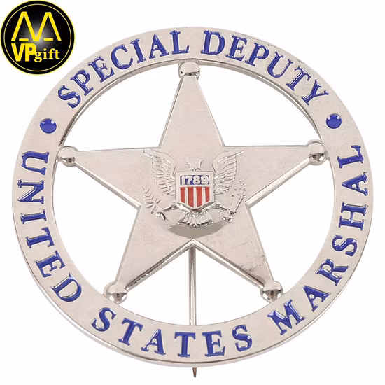 China Großhandel mit individuellem Logo, Metall-Souvenir, Herausforderung, politische Emaille-Anstecknadel, Sheriff, Stern, Polizeipilot, Sicherheitsoffizier, Flagge, Brosche, Schild, Militärabzeichen